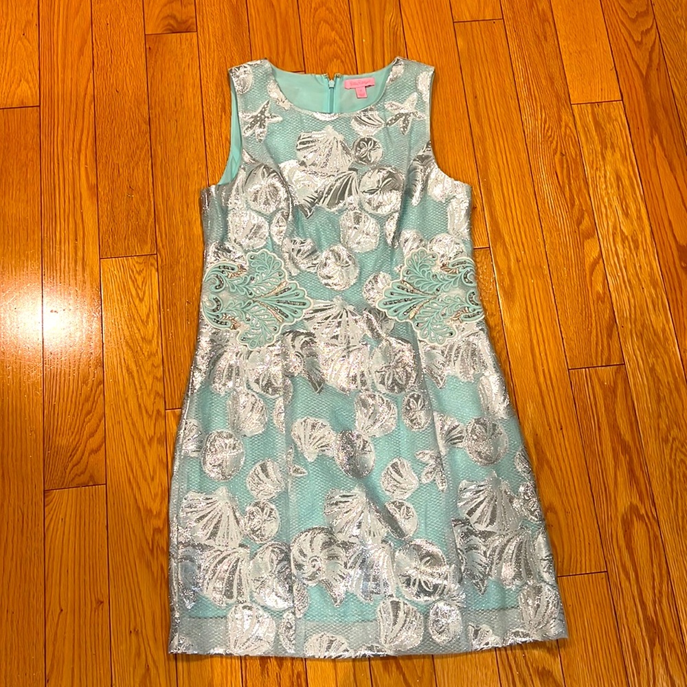 Lilly Pulitzer Size 8 Aqua and Silver Shift